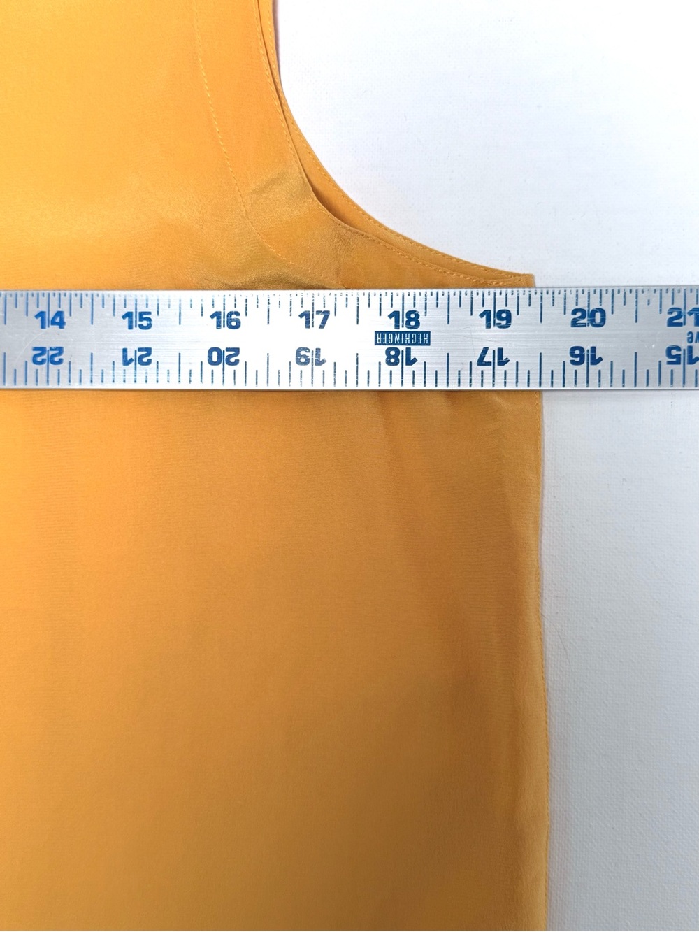 Diane Gilman Women’s 100% Silk Sleeveless
Tank Top Marigold Melon Size Medium - Picture 6 of 9